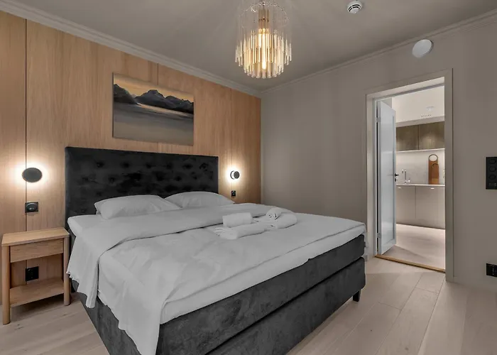 Northstay - The Grand L Luxurious L Location, Two Full Bathrooms Apartamento