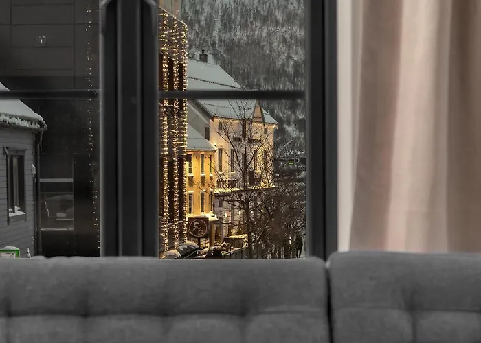 Northstay - The Grand L Luxurious L Location, Two Full Bathrooms Apartamento