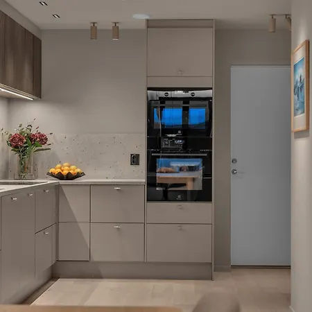 Northstay - The Grand L Luxurious L Location, Two Full Bathrooms Lejlighed *